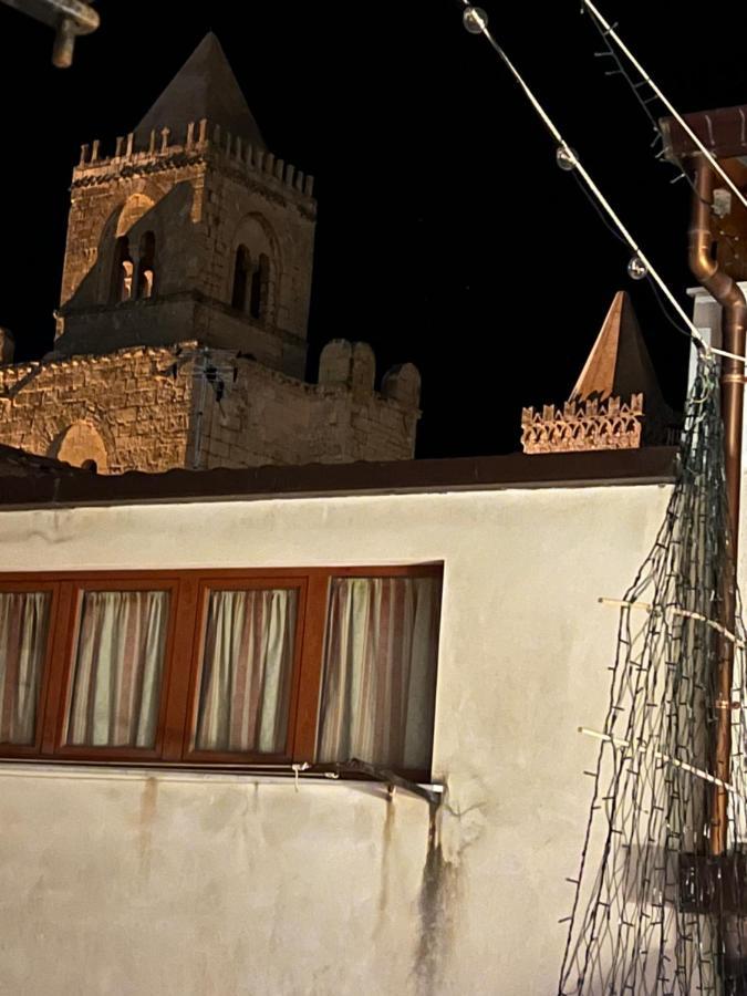 Nel Cortile Suite Cefalù Buitenkant foto