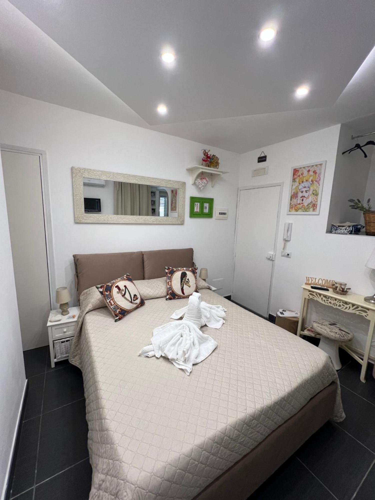 Nel Cortile Suite Cefalù Buitenkant foto